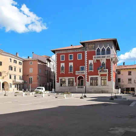 Dzana By Interhome Mednjan