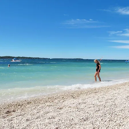 Dzana By Interhome *