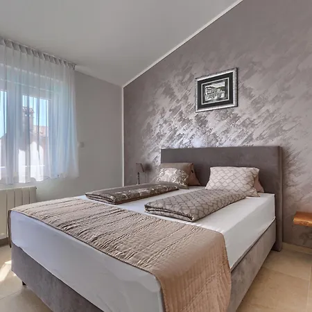 Villa Dzana By Interhome