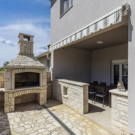 Dzana By Interhome * Mednjan