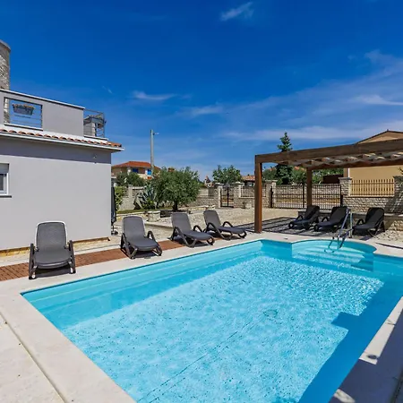Villa Dzana By Interhome