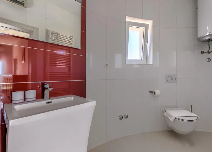 Dzana By Interhome