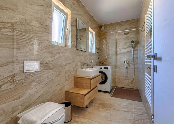 Dzana By Interhome *